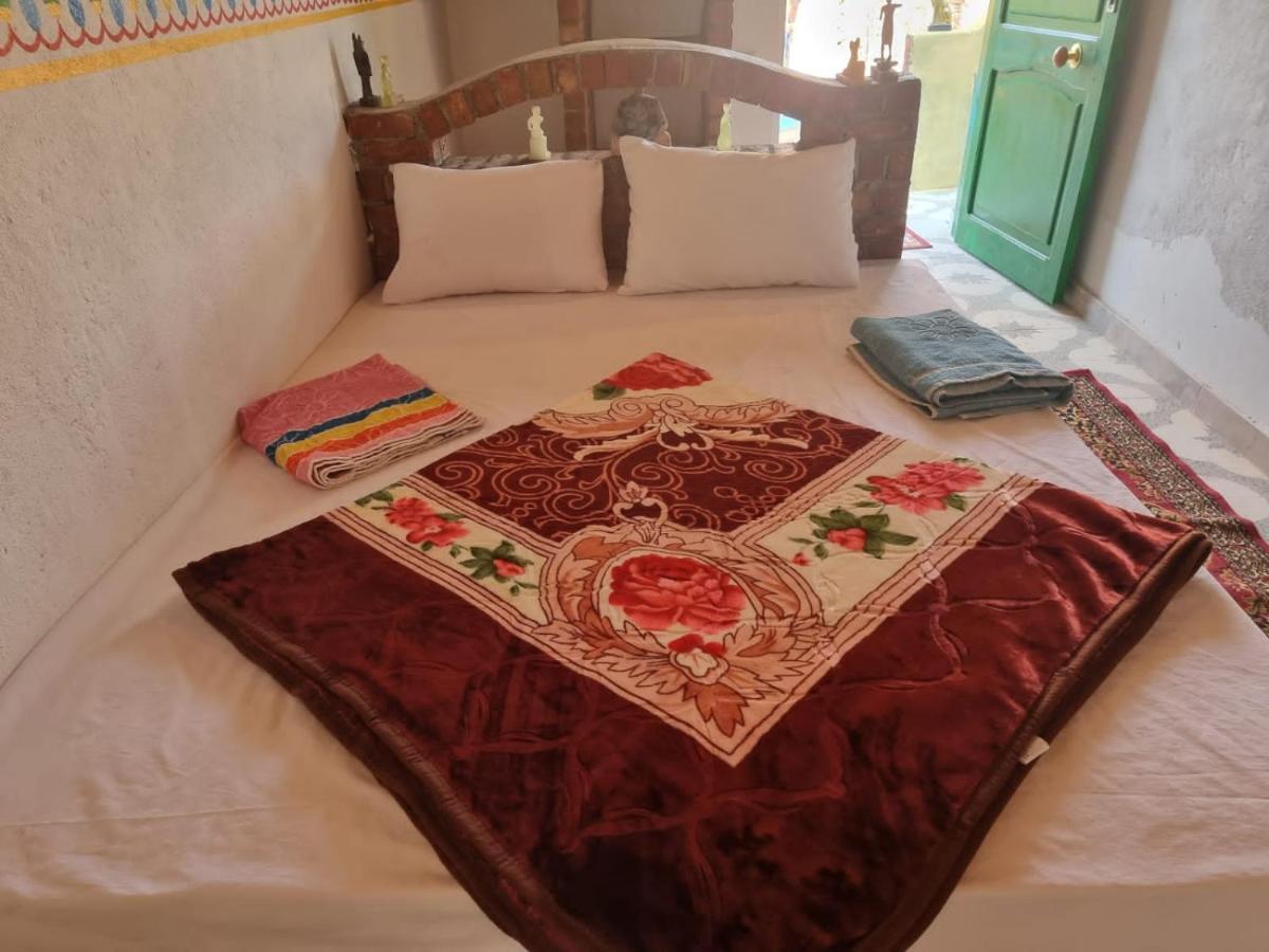Luxor Old Nile Hotel מראה חיצוני תמונה